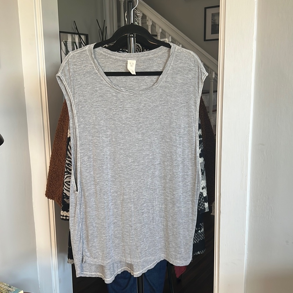 We the Free- Muscle Tee